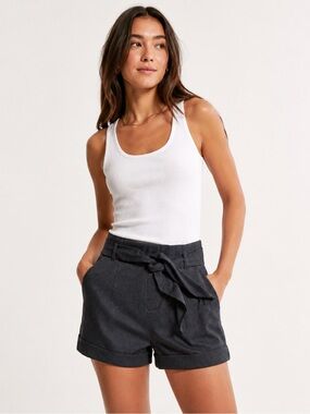 FERGIE'S SHORTY SHORTS BY AVON MARK - GREY SIZE LARGE (NEW WITH TAGS)